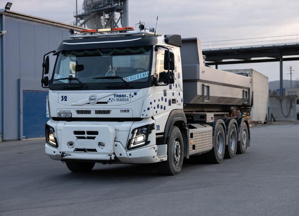 Photo d'un camion multilift 4 essieux Tridem