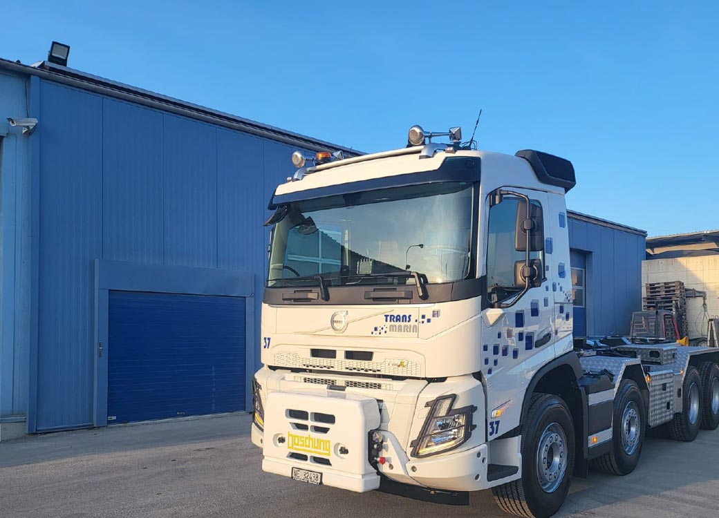 Photo d'un camion multilift 4 essieux